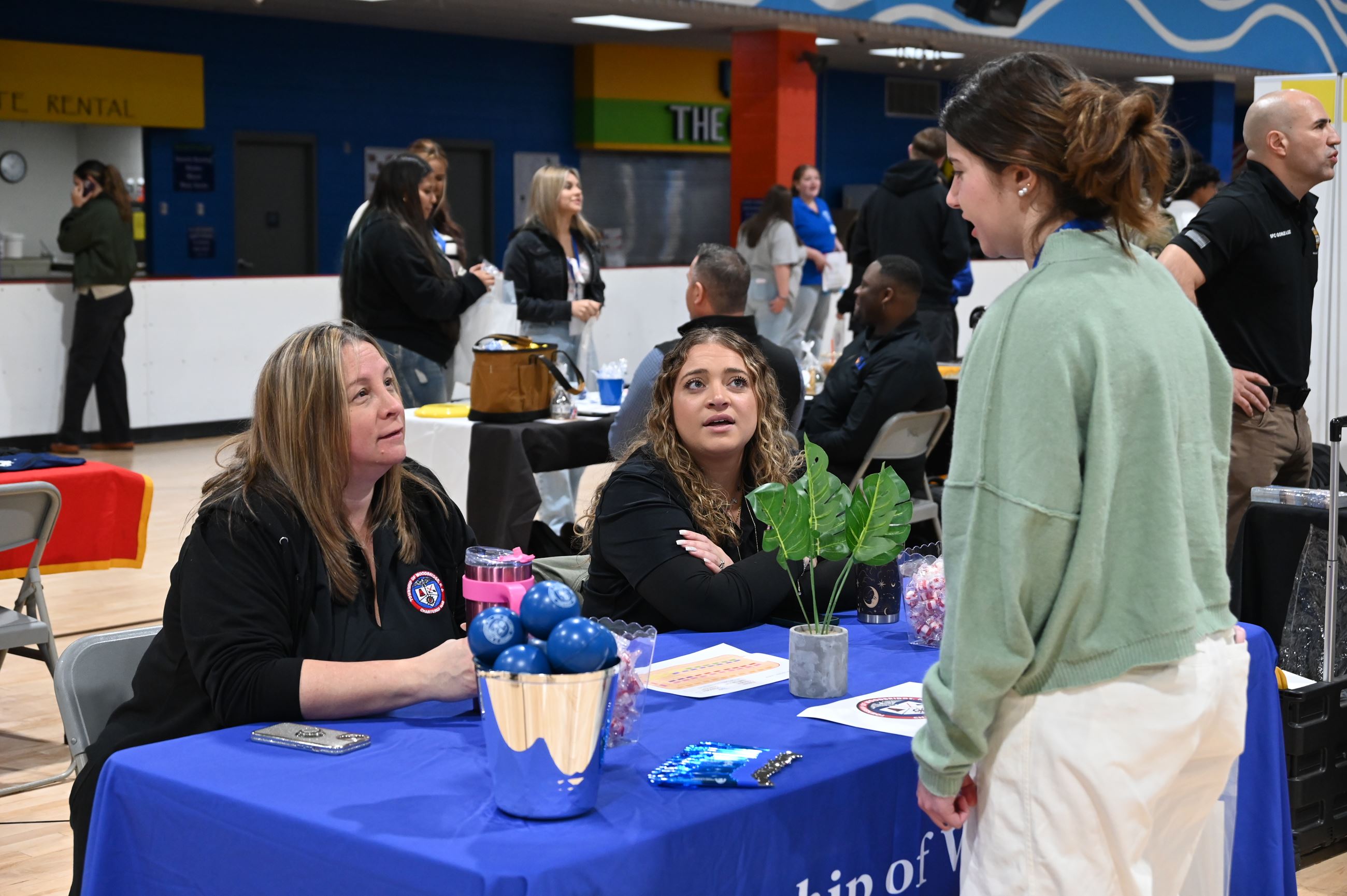 Karin talking to students 